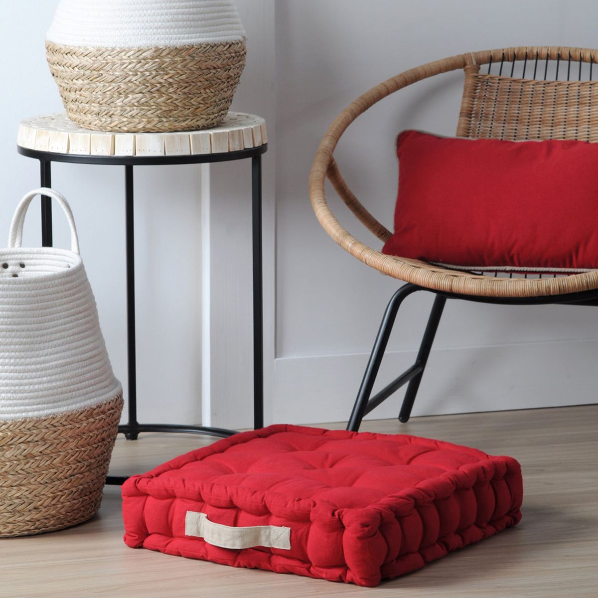 Cotton Floor Cushion Red and Lin 45 cm