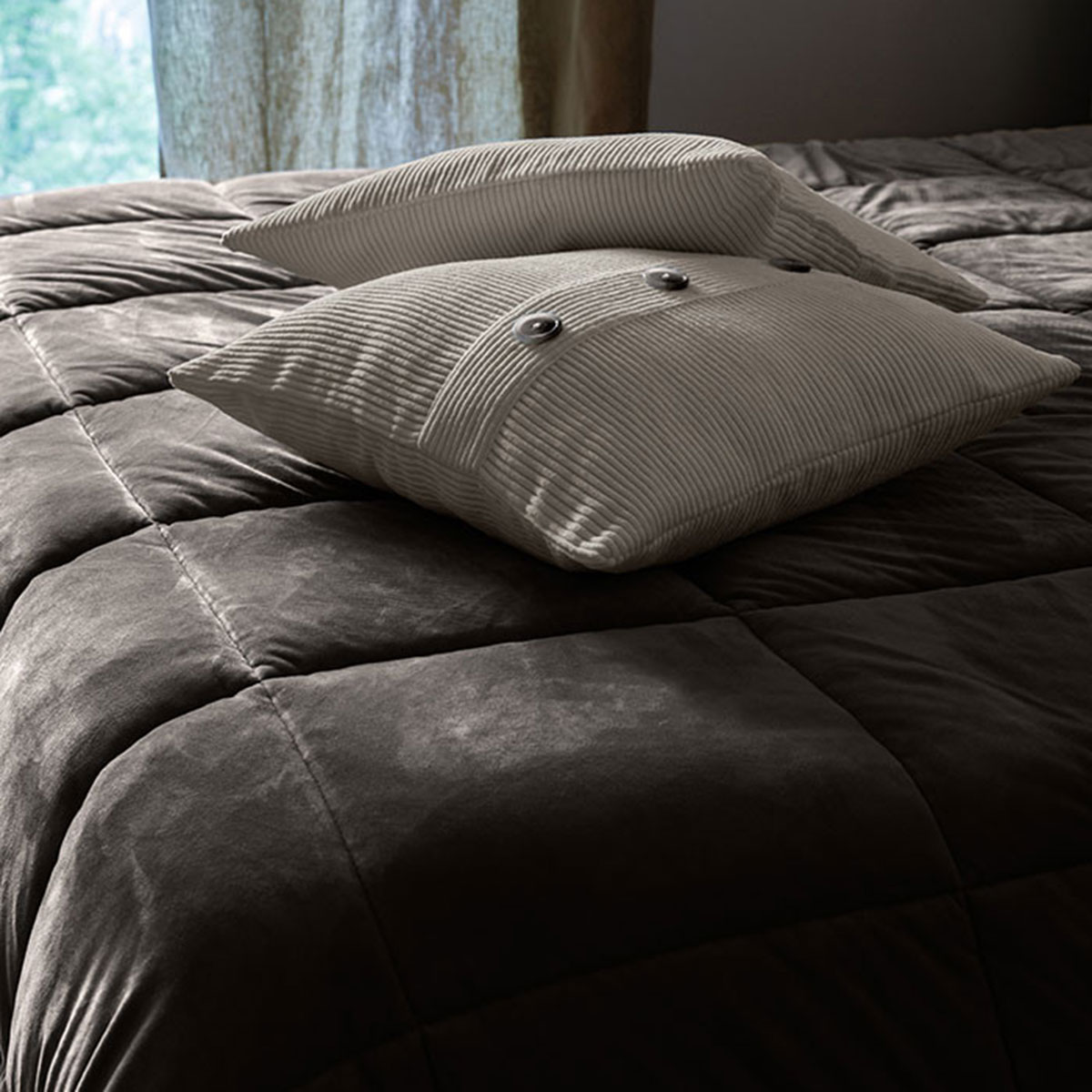 Moki Bison bedspread - 220 x 240 cm