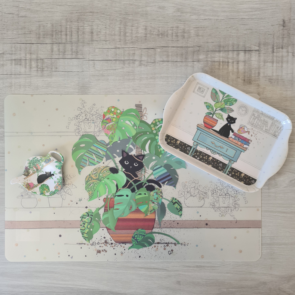 Cat in monstera placemat by Kiub