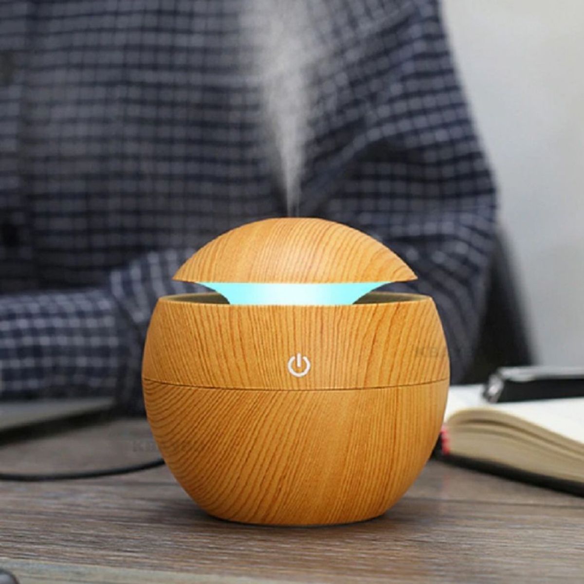 Diffuser of Essential Oils - 7 LEDs changing colors