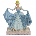 Cinderella Transformation Figurine - A Wonderful Dream Come True