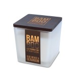 Eco-responsible Oud wood Geranium candle - heart and home
