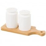 Salt and pepper set