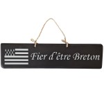 Decorative wooden plate - Fier d'être Breton - Brown