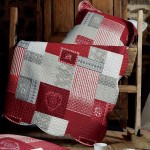 Arkansas Red Quilt with 2 Matching Pillowcases