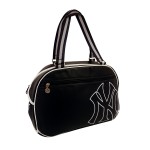 New York Yankees black bowling bag