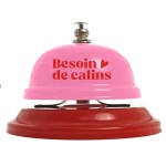 Table bell �Need hugs� in pink and red metal